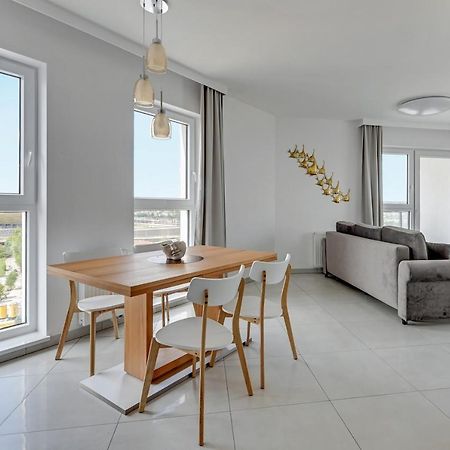 Sea View Letnica Tower & Sea View By Downtown Apartments غدانسك المظهر الخارجي الصورة